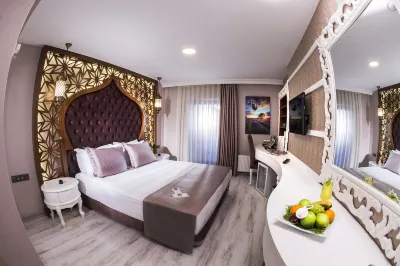 Demonti Hotel