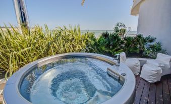 Hotel Waldorf- Premier Resort