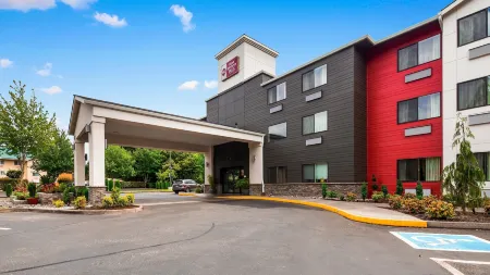 Best Western Plus Portland Airport Hotel Suites