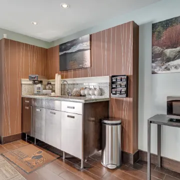 3 Peaks Resort & Beach Club