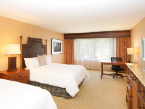 Lake Arrowhead Resort & Spa Hotels near SkyPark at Santa's Village