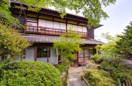 Bingoya Отели в г. Асакути