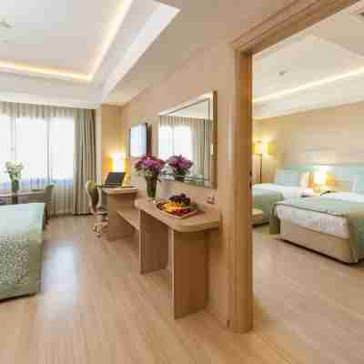 Hotel Golden Way Giyimkent Rooms