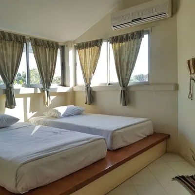 โรงแรมคาซ่าฮอลิเดย์ โรงแรมใกล้สถานีขนส่งพิษณุโลก