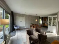 Spacious Home with Garden Near Langweerder Wielen Hotels in De Friese Meren