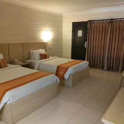 Hotel Mega Lestari Hotels near Bekapai Park