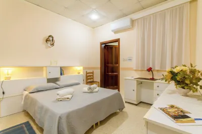 Sunny Maltese Townhouse Madonnina Kalkara - Happy Rentals Hotel in zona Birgu Belvedere/Is-Simenta