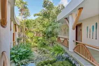 Dazzling Beachfront Villa With Swim-up Bar Các khách sạn ở 