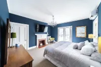 210 Main St Hotels in Ellsworth