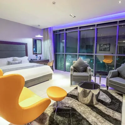 Tripod by Pedestal Hotel