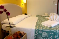 Hotel Alfa Anche in All Inclusive Palazzo Garampi 주변 호텔