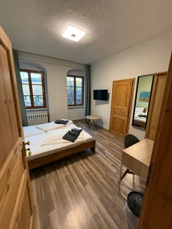 Gasthaus Destille Отели в г. Мюльзен