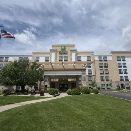 Holiday Inn Express JANESVILLE-I-90 & US HWY 14 by IHG