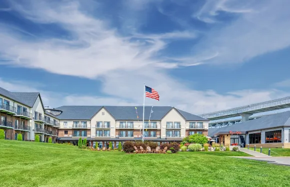 休倫港希爾頓逸林酒店