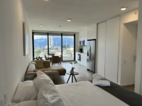 Bee Suites San Jose - Escalante