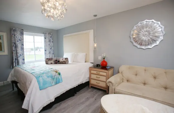 蜻蜓客棧和套房