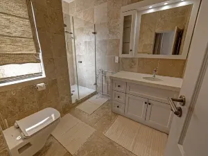 Lagoon Suites Guesthouse CC