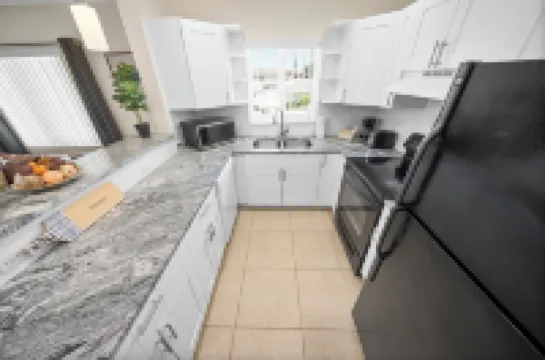 Coco Palms Apartments by Lowkl