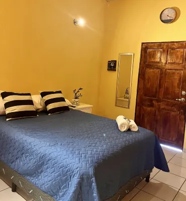 La Casita Hotels in Эль Конго