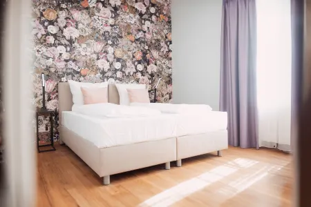 House of Blooms Отели в г. Айхенцелль