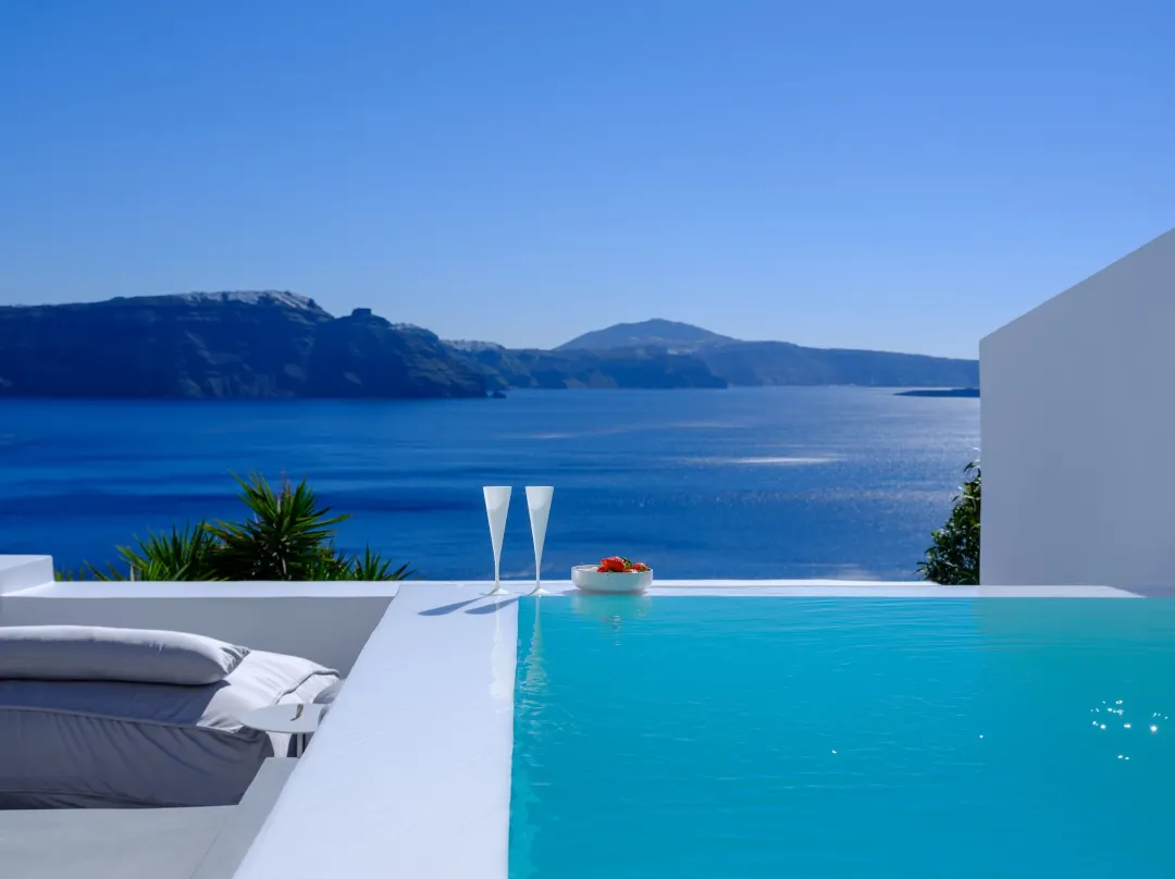 Lathouri Cave Villa - Santorini