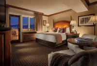 Snake River Lodge & Spa Hotels near Bridger Gondola