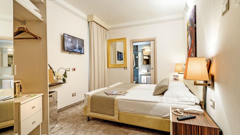Hotel Corona
