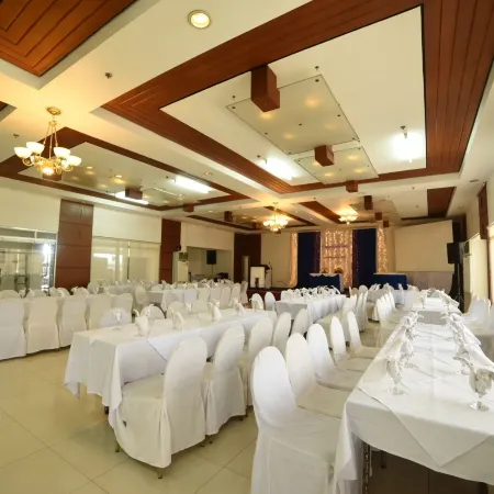 Marcian Business Hotel
