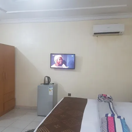 Hallmark Suites - Abeokuta