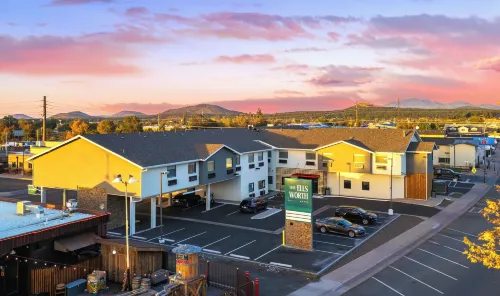 The Ellsworth Hotel, Ascend Hotel Collection - parking