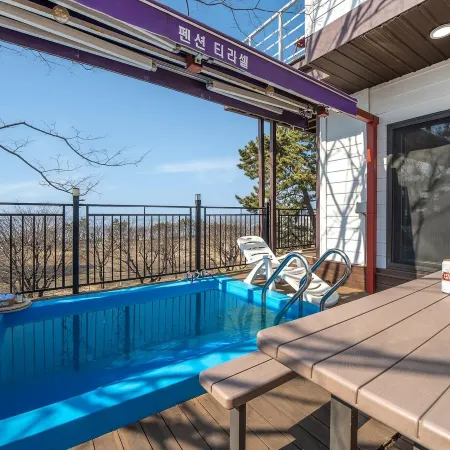Boryeong Thirasel Pension