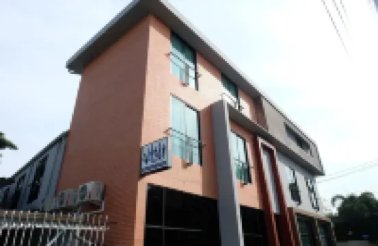 วี20บูทีก จากุซซี่ โฮเทล