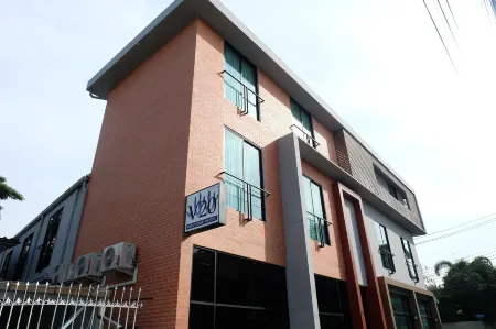 V20 Boutique Jacuzzi Hotel