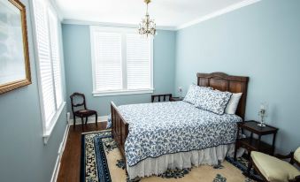 Valparaiso Inn Bed & Breakfast