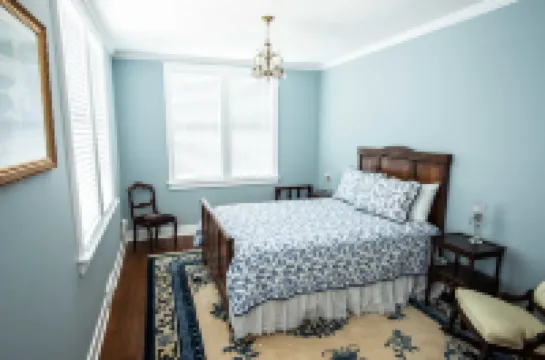 Valparaiso Inn Bed & Breakfast Hotels in Valparaiso