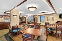 Prado Hotel - parking