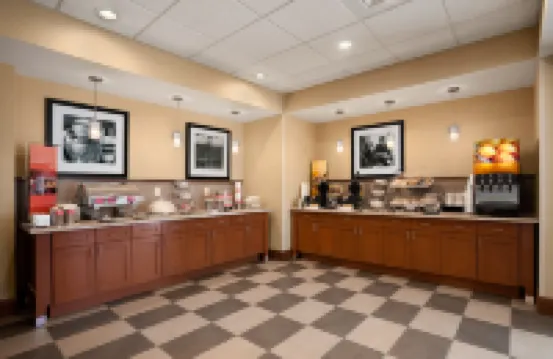 Hampton Inn Magnolia