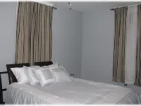 Beautiful New Orleans Gem Close To Downtown Hotels near Buddy Deuterive Park