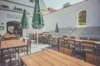 Mariandl im Oberwirt - Aamiainen