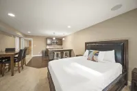 Charming Basement Retreat with Shared Amenities - Cozy Sanctuary