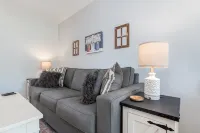 Kayak Access and Concierge Services - Charming Rustic Retreat Hotels in Homestead Township