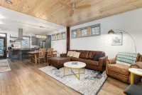 Mountain House Dumont: Close to Idaho Springs, Georgetown & World Class Skiing!! Hotel a Downieville-Lawson-Dumont