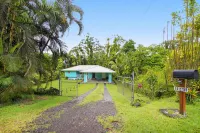 Dog-friendly home near the ocean with lanai, washer/dryer, desk and Free Wifi Hotels near Halepalaoa Beach