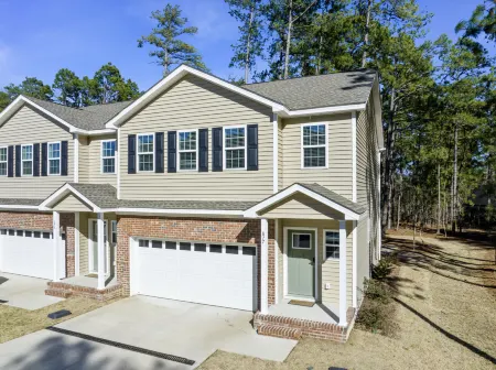 The Elm at Ducks Landing