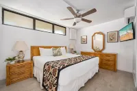 Ocean View, Jacuzzi, Tennis and Pool - Stunning Paradise Retreat