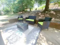 Cozy Escape with Outdoor Patio and Shuffleboard - Charming Retreat Hotels in Pineville