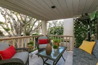 Ocean View Deck and Spacious Living - Stunning Coastal Haven