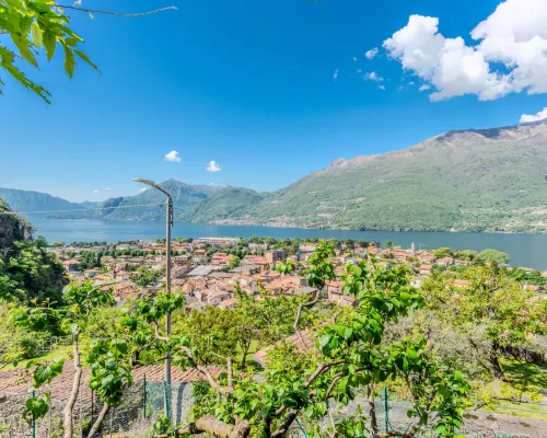 Castello Hotels in Dervio