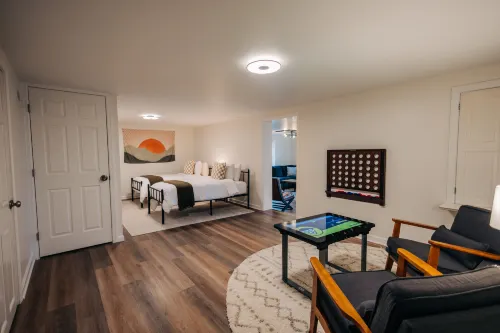 Horizon Haven | Family Getaway in Amish Country w/ Big Views + 3 min walk to food & shops