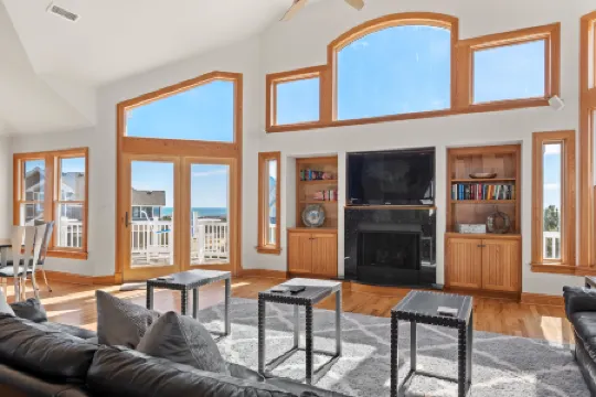 Private Pool and Stunning Golf Course Views - Exquisite Outer Banks Retreat